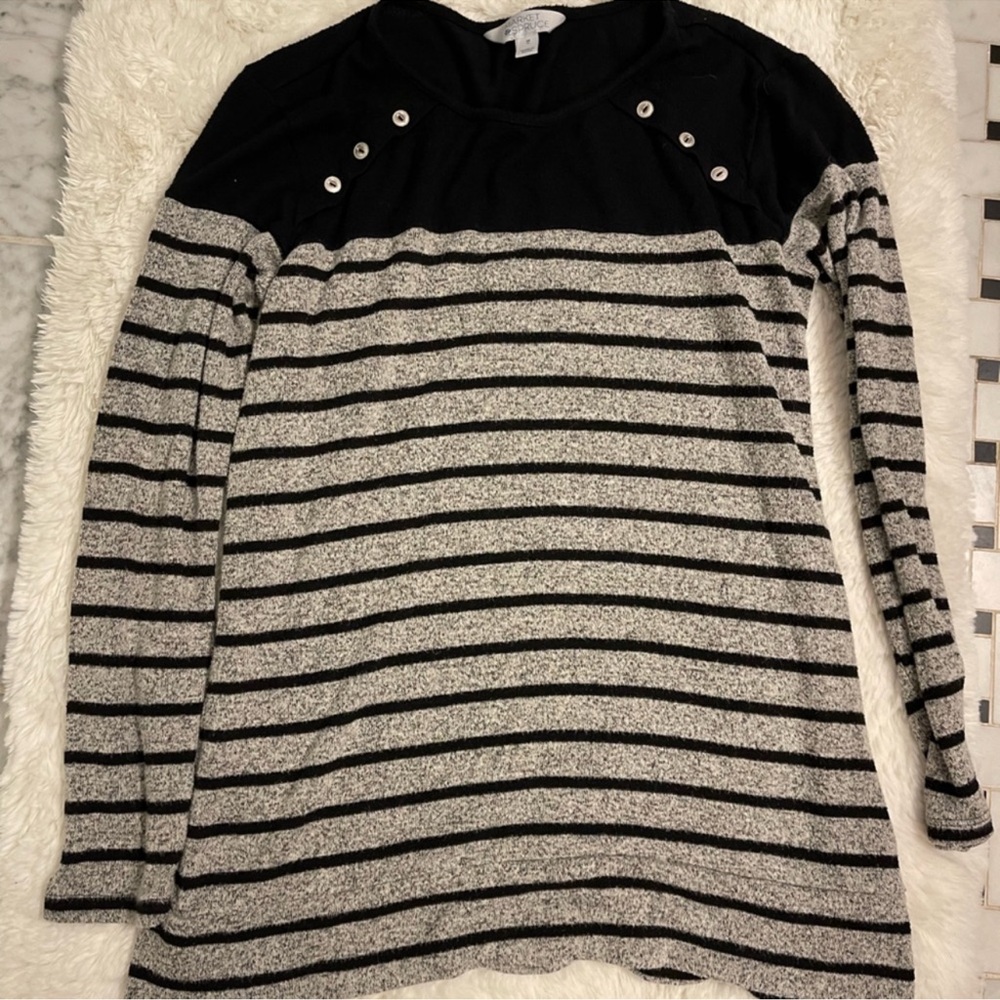 Black and gray shirt